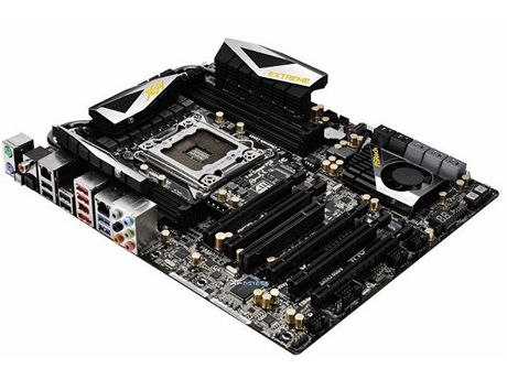 Zkladn deska ASRock X79 Extreme7