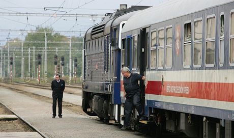 Nádraí bez peron v Týniti nad Orlicí