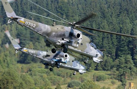 V Leteckých opravnách Maleice (LOM) se opravují i eské armádní vrtulníky Mi-24/35. Opravny doufají, e brzy budou modernizovat vrtulníky ruské výroby v drení ostatních lenských zemí NATO.