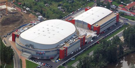 Za stavbu multifunkní haly KV Arena padla dalí plmilionová pokuta. Msto se snaí o její sníení.
