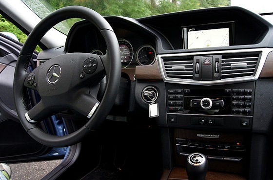 Mercedes E 200 NGT BlueEFFICIENCY