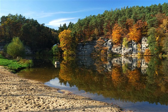 Podzim u rybníka Harasov