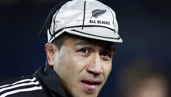 Mils Muliaina 