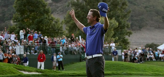 Americký golfista Bryce Molder se raduje z vítzství