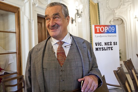 Karel Schwarzenberg v pípad vítzství v prezidentských volbách opustí TOP 09.