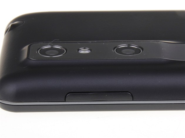 LG Optimus 3D