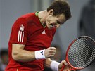 Andy Murray se raduje z vtzstv ve finle turnaje v anghaji.