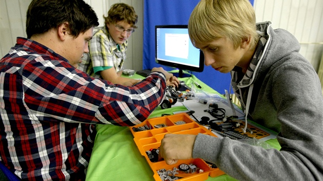 Tebítí studenti se utkali v mezinárodních týmech s kolegy z Rakouska a ze