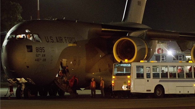 Letoun americké armády s vdkyní na palub pistál v novozélandském
