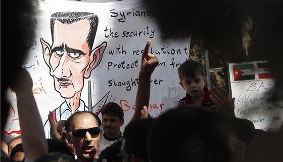 Syané ijící v Jordánsku protestují v Ammánu proti reimu Baára Asada