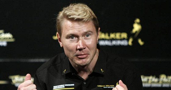Mika Häkkinen si znovu vyzkouí závodní atmosféru.