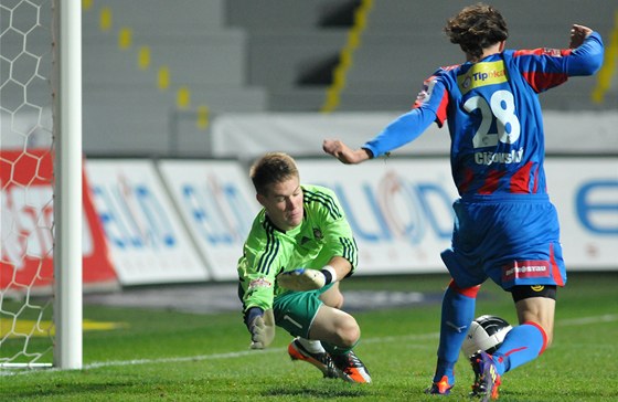 ANCE. Plzeský stoper Marián ikovský se dostal do zakonení, ale z této