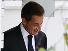 NIcolas Sarkozy opout kliniku La Muette, kde jeho manelka Carla porodila