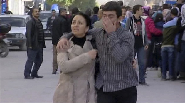 Nsledky zemtesen v tureckm mst Van (23. jna 2011)