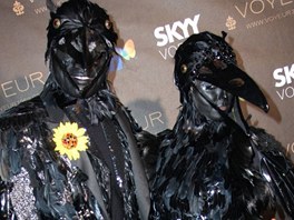 V roce 2009 se Klumová a její tehdejí manel Seal oblékli za havrany.
