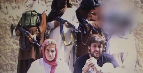 Pákistánský Taliban drí v zajetí výcarský pár.