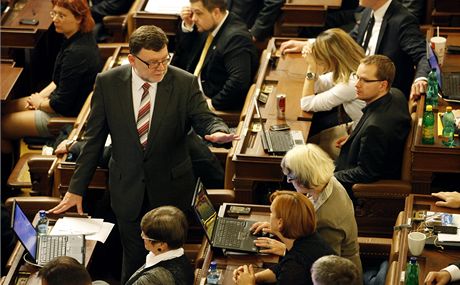 Koaliní poslanci odhlasovali balík reformních zákon za 35 minut.
