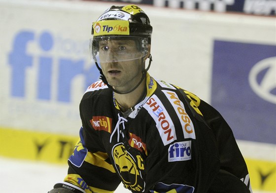 Martin Ruinský po návratu na led boduje a pomáhá Litvínovu k výhrám.