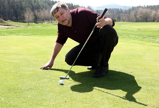 Milo Vajner vlastní také golfový klub.