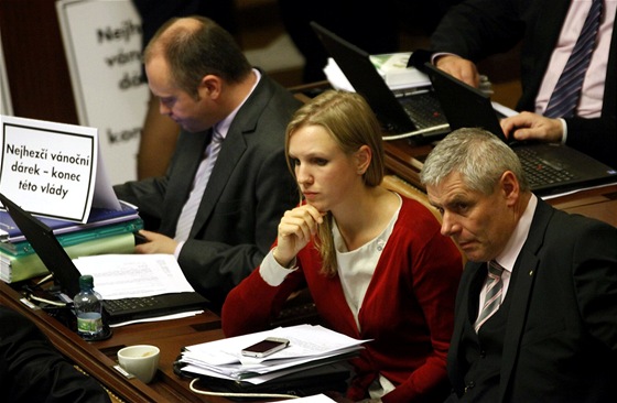 Zmny v zákon o veejných zakázkách si koalice prosadila prostednictvím pozmovacícho návrhu poslankyn za VV Lenky Andrýsové