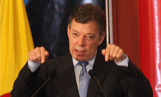 Kolumbijský prezident Juan Manuel Santos rozpustil tajnou slubu.