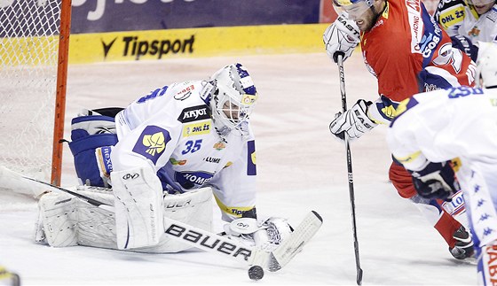 NÁHRADNÍK FINSKÉHO GÓLMANA. Sasu Hoviho zastoupil v brance Komety Brno proti