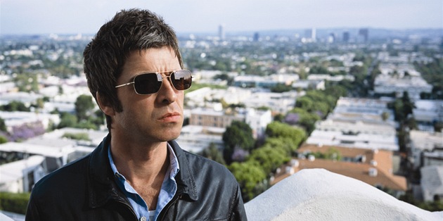 Noel Gallagher na fotografiích ke své první sólové desce High Flying Birds Noel Gallagher na fotografiích ke své první sólové desce High Flying Birds