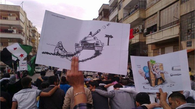 Protesty proti Asadov reimu ve mst Homs (1. listopadu 2011)