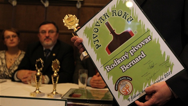 Pivovarem roku je podle ankety Sdruen ptel piva humpoleck Rodinn pivovar Bernard.