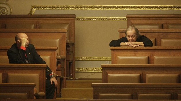 Projednávání vládních reforem ve Snmovn (6.11. 2011)