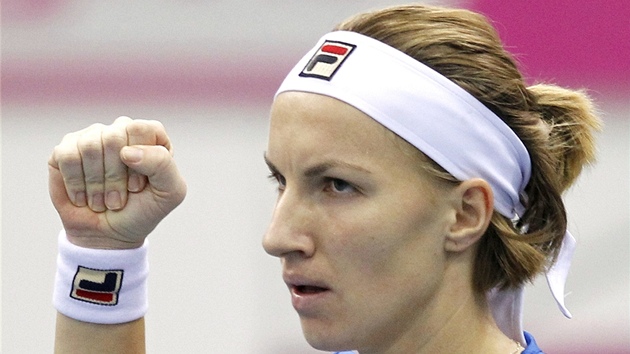 VYROVNÁNO. Svtlana Kuzncovová se raduje poté, co porazila ve finále Fed Cupu