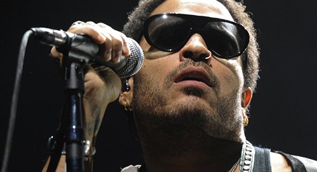 Americký rocker Lenny Kravitz vystoupil 15. listopadu v praské O2 aren.