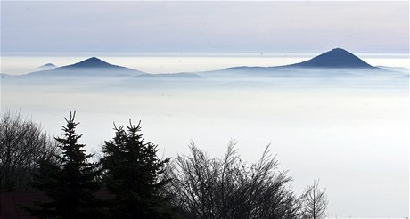 Tlaková výe Varnia do eska pináí inverzní charakter poasí (ilustraní snímek)