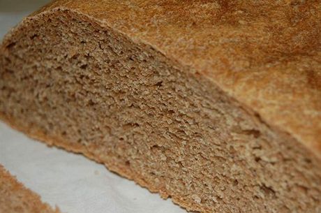 Penino-itný domácí chléb paní Moravcové