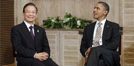 ínský premiér Wen ia-pao pi schzce s americkým prezidentem Barackem Obamou