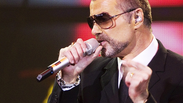 Zpvák George Michael pivezl svj program Symphonica: The Orchestral Tour opt...