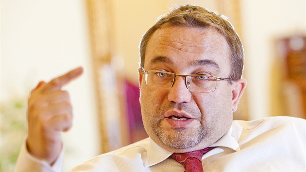 Ministr školství Josef Dobeš (VV) při rozhovoru pro iDNES.cz. Ministr školství Josef Dobeš (VV) při rozhovoru pro iDNES.cz.