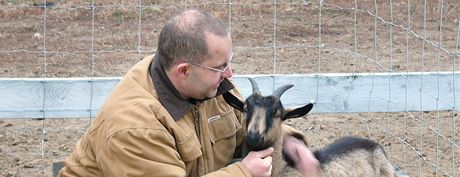 Pavel Samojlovi, provozovatel rodinné velí farmy v Doloplazech