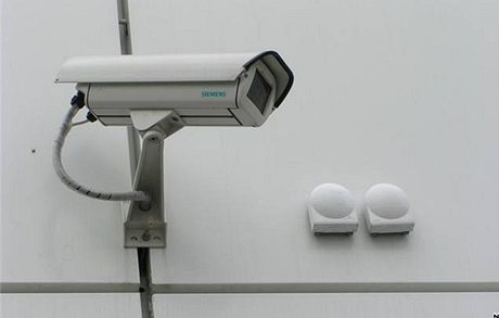Problémové domy v Beclavi ohlídají bezepnostní kamery. (Ilustraní snímek)
