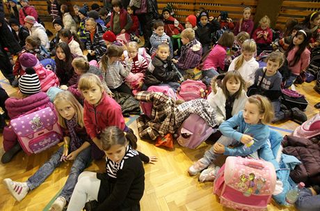 Kvli problémm se zamoením azbestem se v eskobudjovické Základní kole Máj