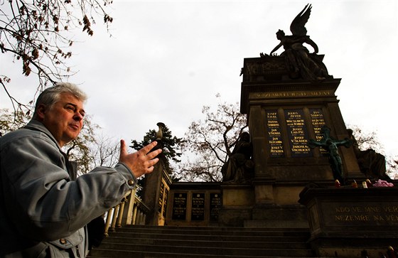 Praha si chce místa na vyehradském hbitov etit pro skutené osobnosti.