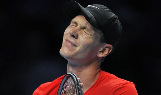 NEVYLO TO. Tomá Berdych prohrál na Turnaji mistr s Novakem Djokoviem, by