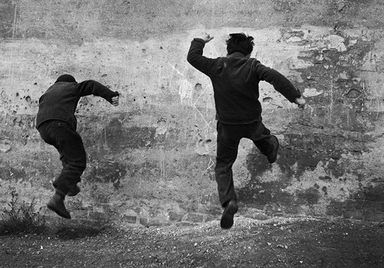 Dagmar Hochová: Proti zdi (1960)