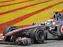 Z DRUH ADY. Lewis Hamilton z McLarenu zajel v kvalifikaci tvrt nejrychlej