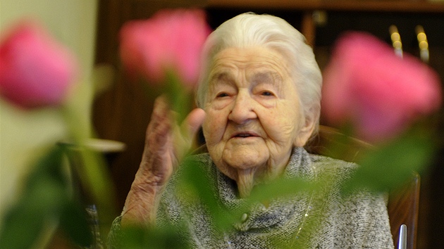 Marie Fišerová z Hořic na Jičínsku slavila 28. listopadu 107. narozeniny. Je Marie Fišerová z Hořic na Jičínsku slavila 28. listopadu 107. narozeniny. Je