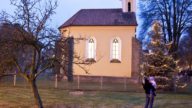 Rozsvcení vánoního stromku v Topoli na Chrudimsku