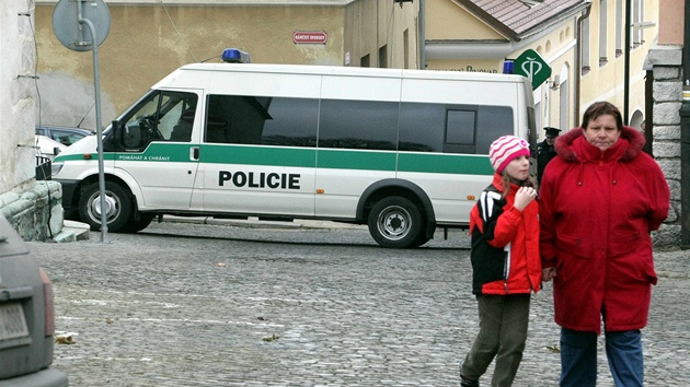 Na bezpečnost při akci DSSS dohlíželi ve Vimperku policisté. Na bezpečnost při akci DSSS dohlíželi ve Vimperku policisté.