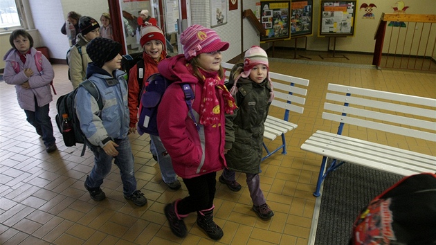 Kvli problémm se zamoením azbestem se v eskobudjovické Základní kole Máj