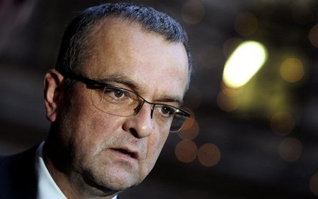 Ministr financí Miroslav Kalousek povauje za nejpoctivjí eení pedasné volby.