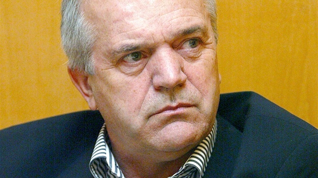 ZÁCHRANA PRO OLOMOUC? Jan Gottvald má klubu pomoci. ZÁCHRANA PRO OLOMOUC? Jan Gottvald má klubu pomoci.